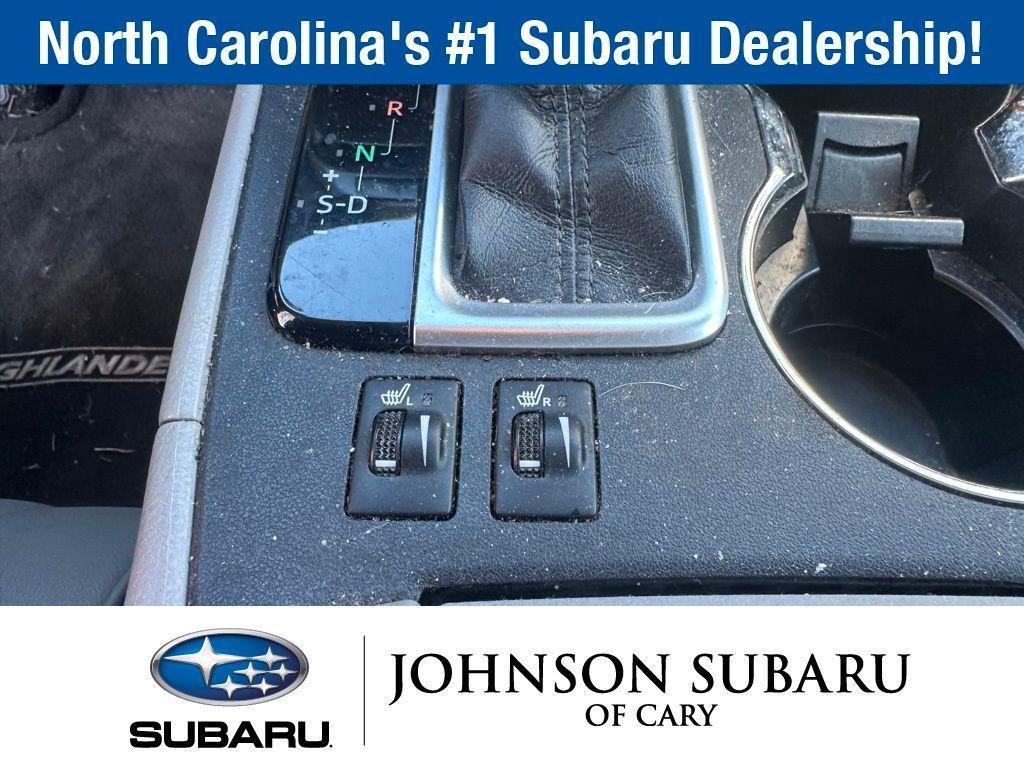 used 2018 Toyota Highlander car, priced at $26,498