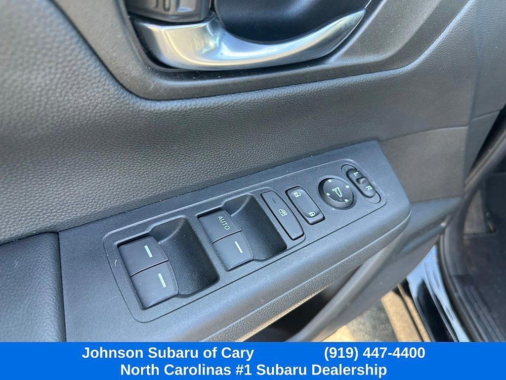 used 2025 Honda CR-V car, priced at $30,999