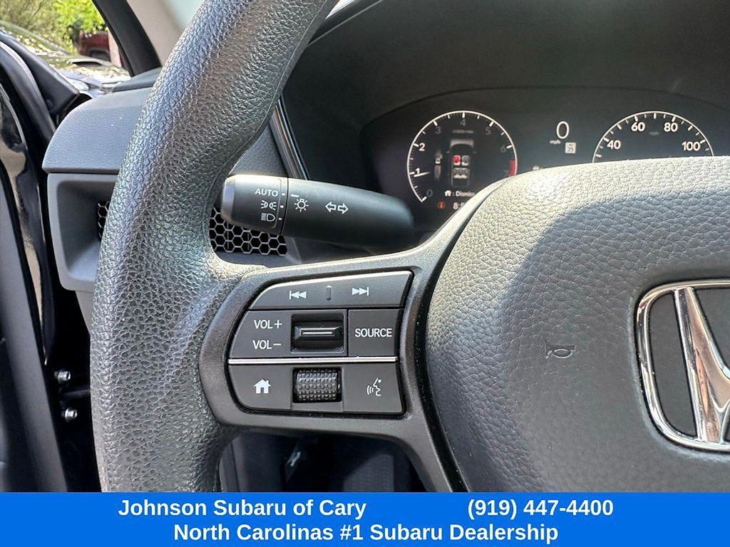 used 2025 Honda CR-V car, priced at $30,999