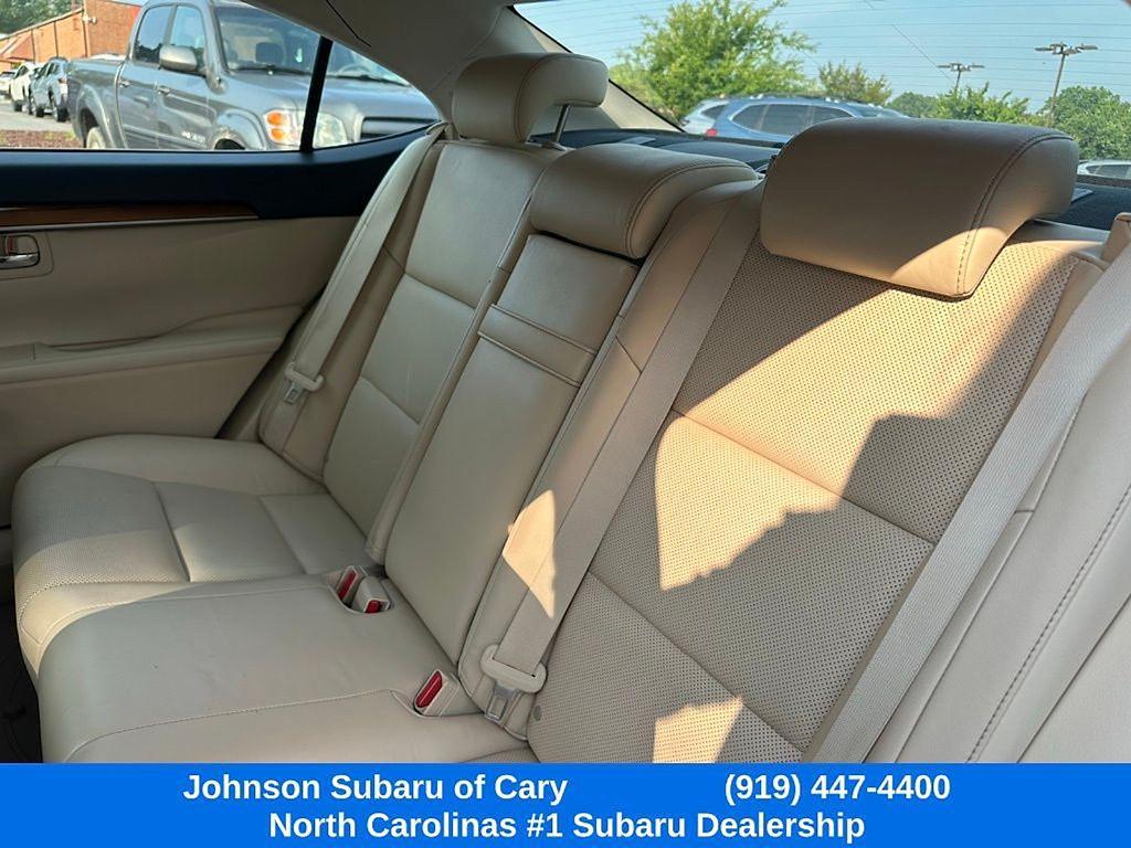 used 2015 Lexus ES 300h car, priced at $17,999