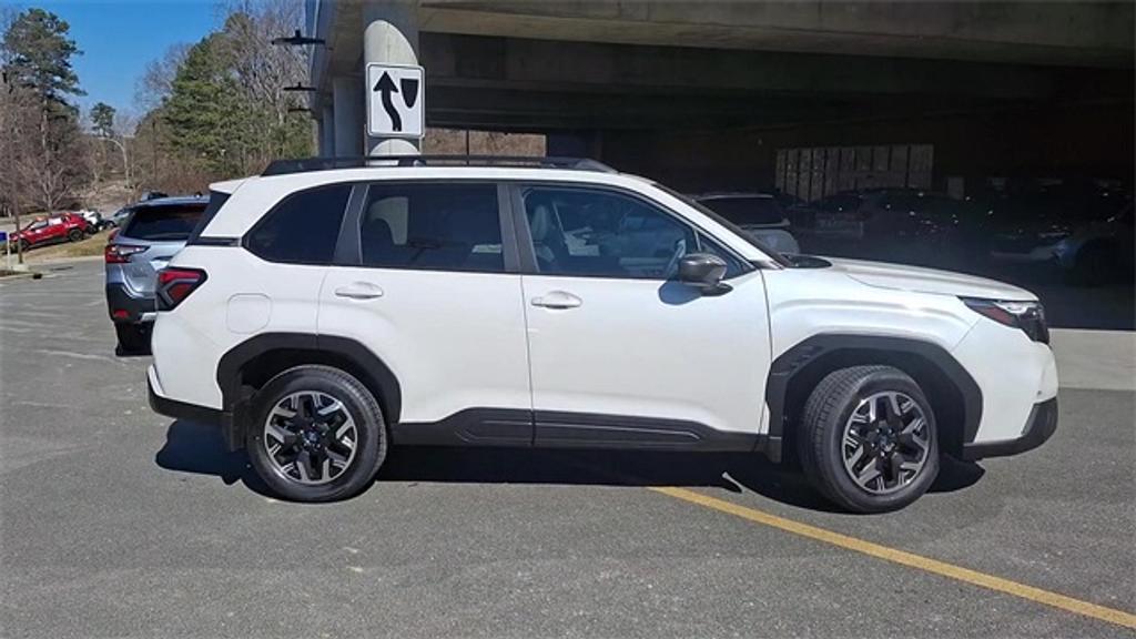 new 2025 Subaru Forester car, priced at $35,698