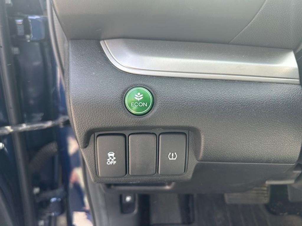 used 2016 Honda CR-V car, priced at $14,995