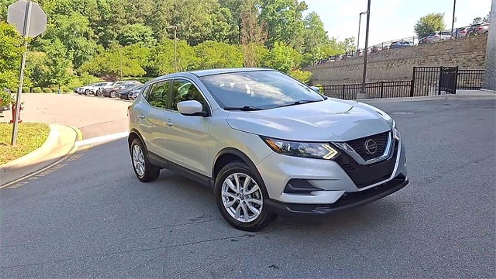 used 2021 Nissan Rogue Sport car, priced at $18,999