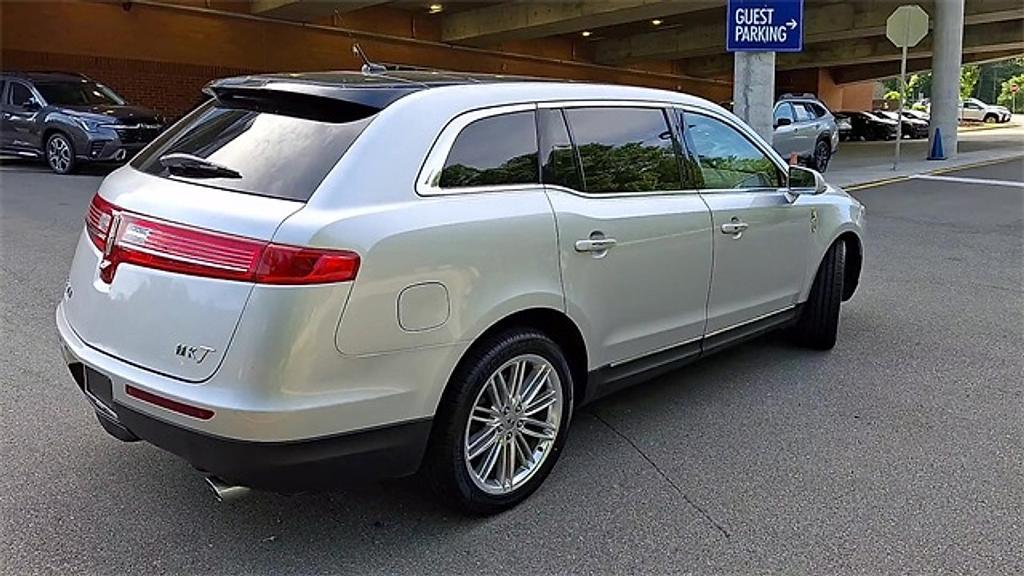 used 2019 Lincoln MKT car, priced at $20,999