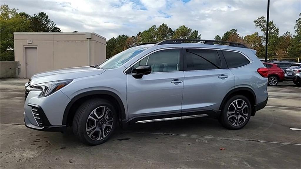 new 2024 Subaru Ascent car, priced at $48,069