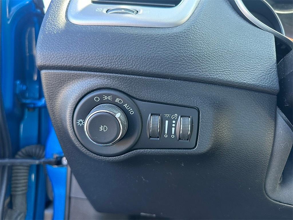 used 2021 Jeep Compass car, priced at $17,999