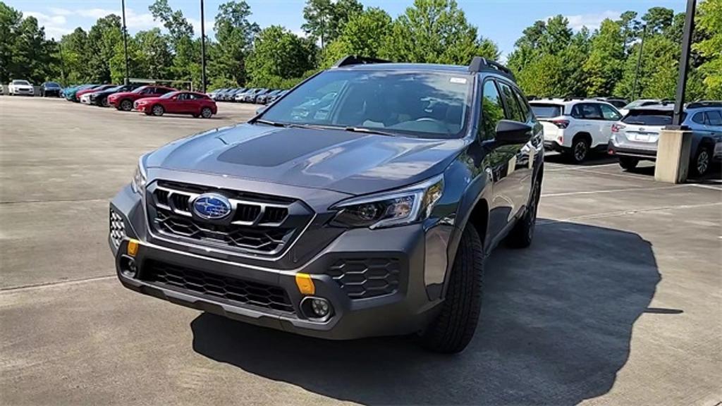 new 2025 Subaru Outback car