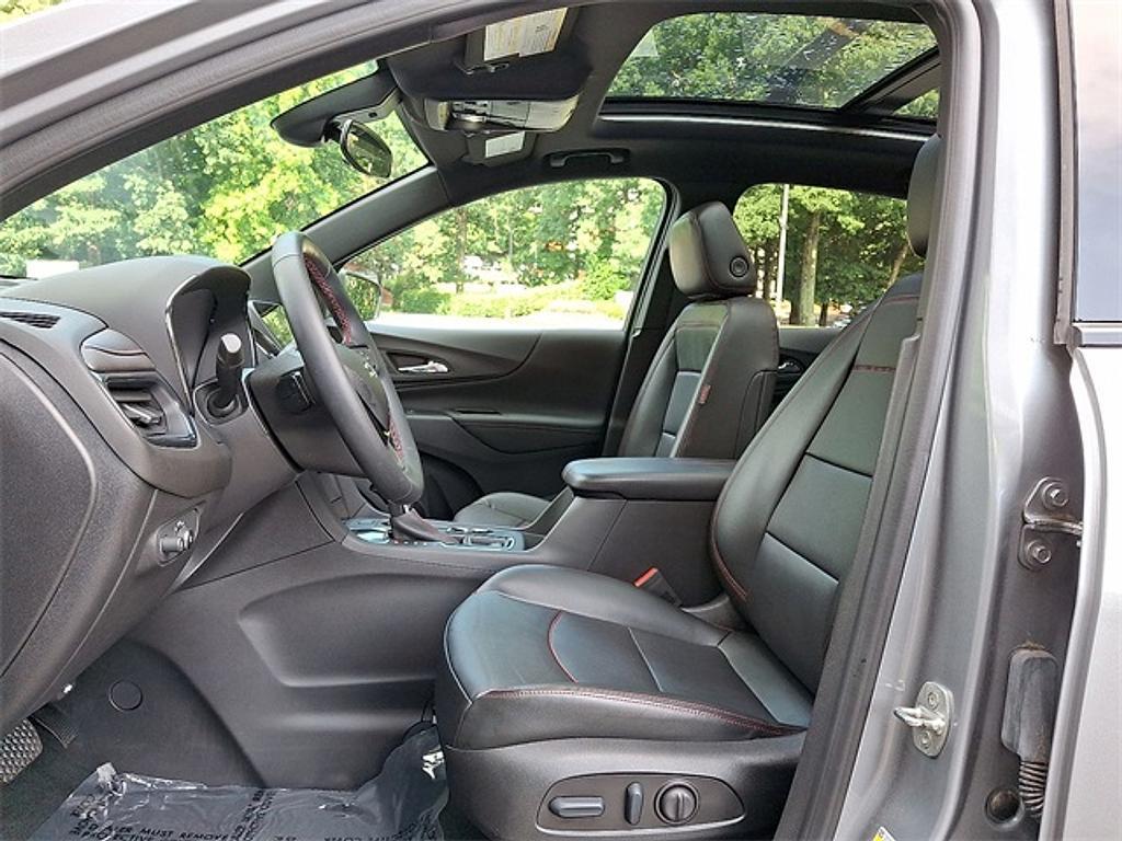 used 2023 Chevrolet Equinox car, priced at $23,999