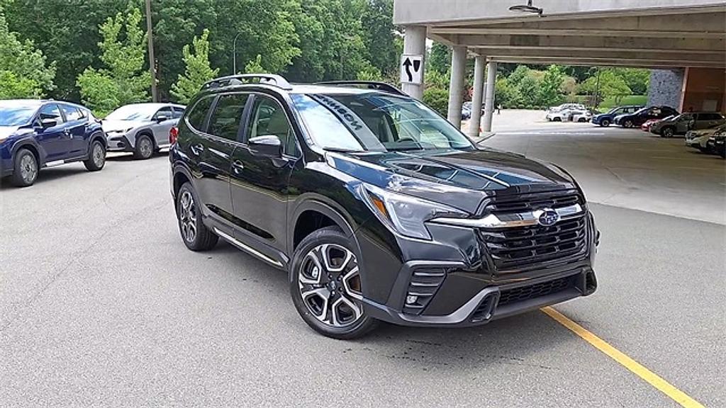 new 2025 Subaru Ascent car, priced at $48,435