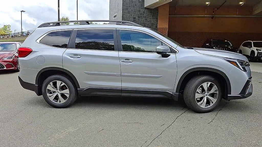 new 2025 Subaru Ascent car, priced at $42,695