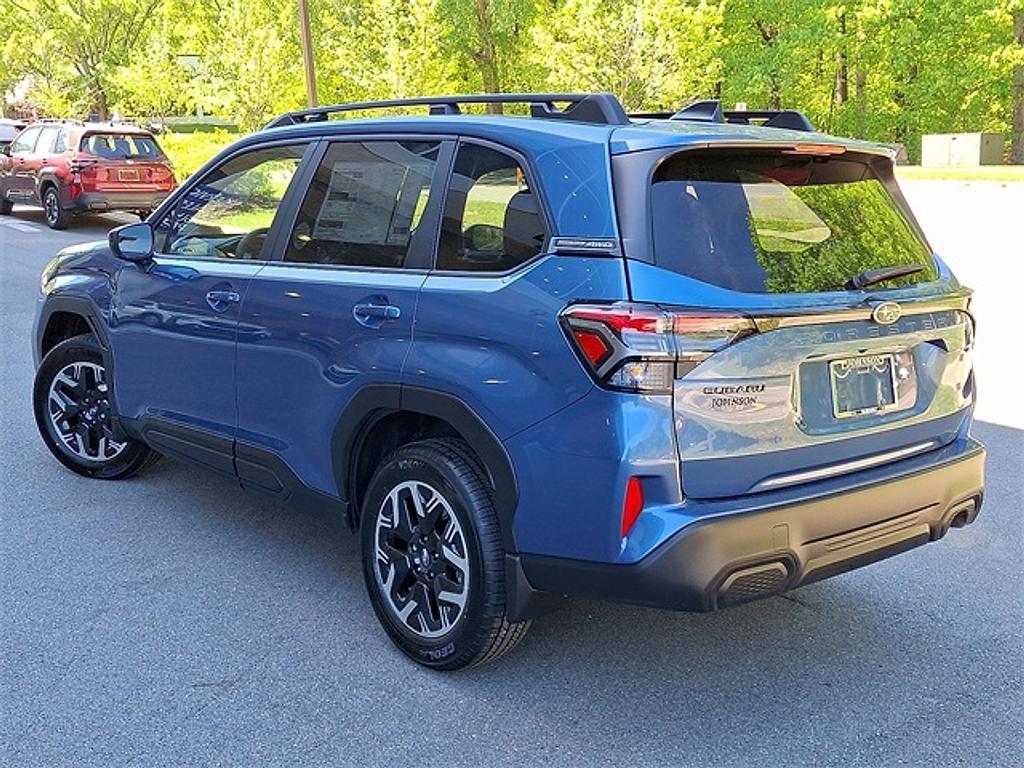 new 2025 Subaru Forester car, priced at $35,698