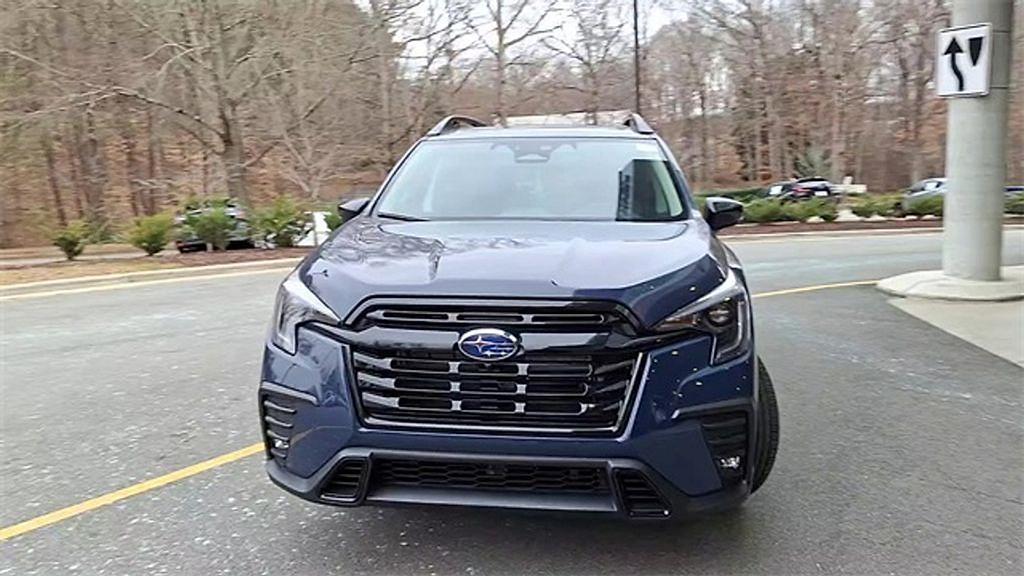 new 2024 Subaru Ascent car, priced at $50,020