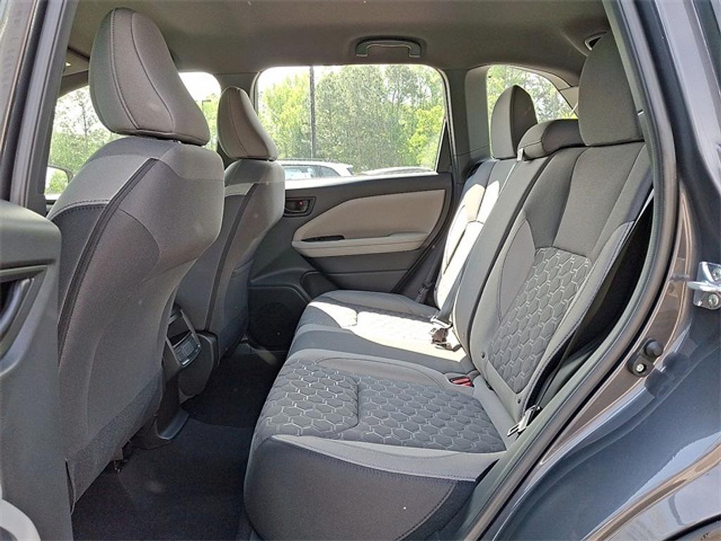 new 2025 Subaru Forester car, priced at $31,716