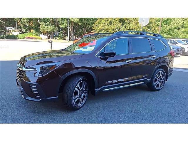 new 2025 Subaru Ascent car, priced at $53,553