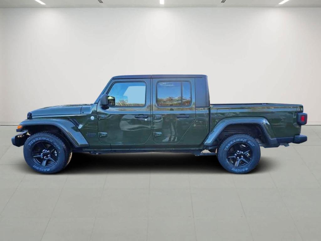 used 2021 Jeep Gladiator car, priced at $32,987