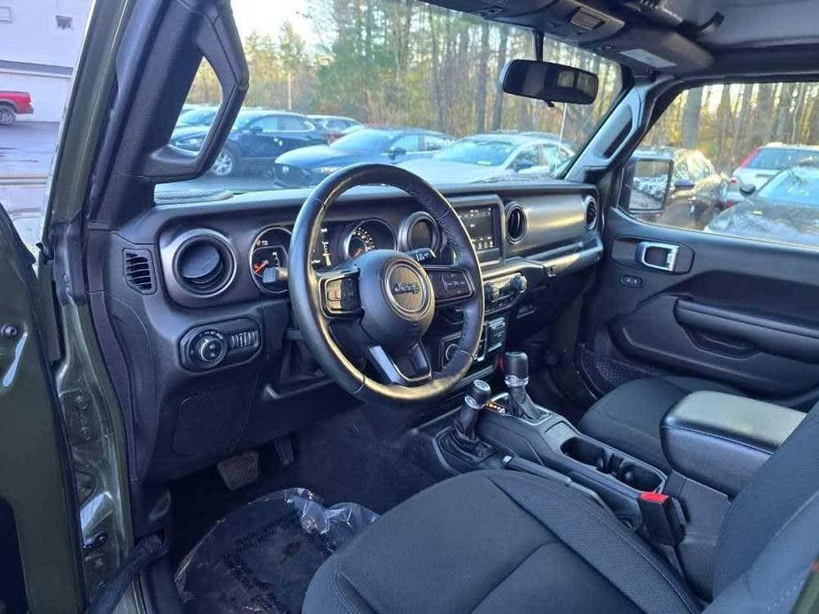 used 2021 Jeep Gladiator car, priced at $32,987