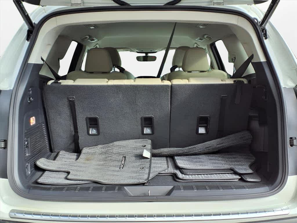 used 2022 Subaru Ascent car, priced at $33,116
