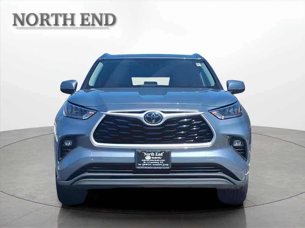 used 2020 Toyota Highlander car, priced at $28,764