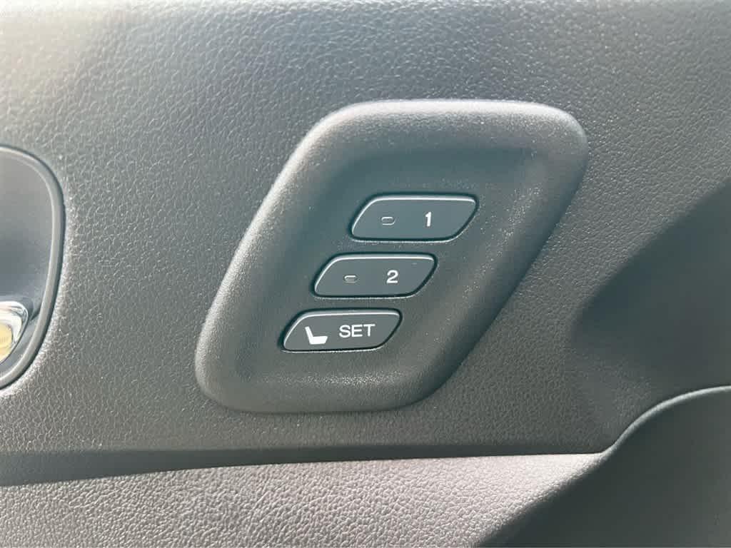 used 2015 Honda CR-V car, priced at $16,487