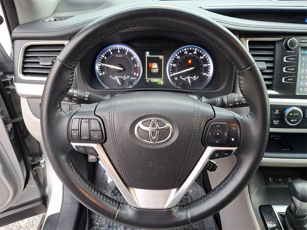 used 2017 Toyota Highlander car, priced at $22,500