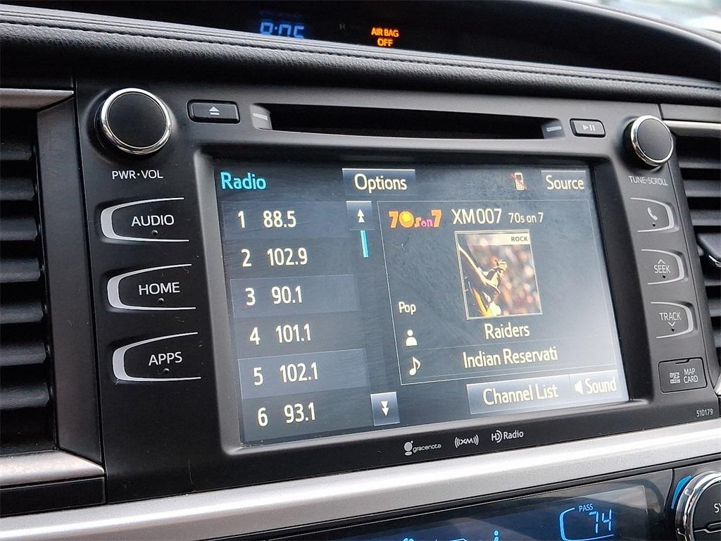 used 2017 Toyota Highlander car, priced at $22,500