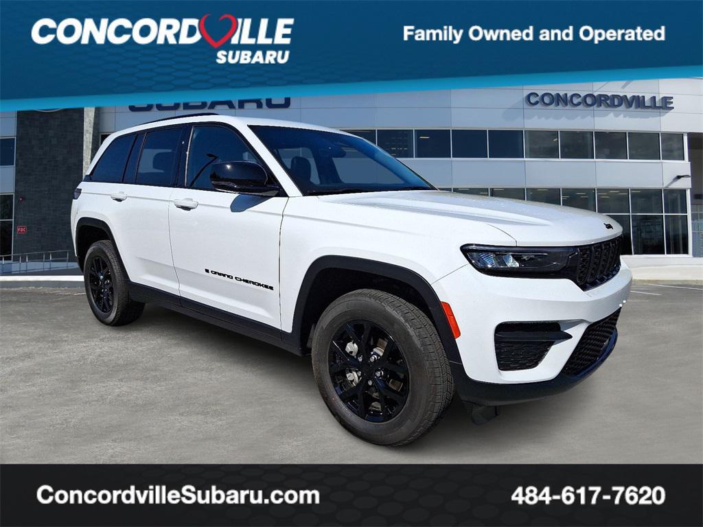 used 2025 Jeep Grand Cherokee car, priced at $37,500