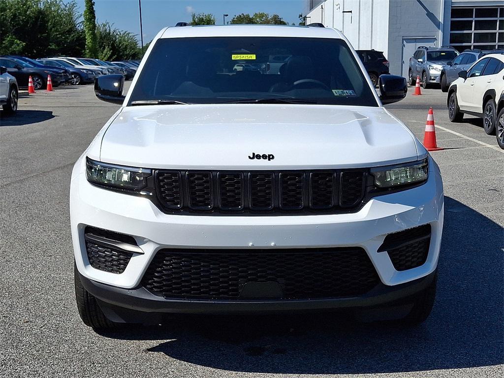 used 2025 Jeep Grand Cherokee car, priced at $37,500