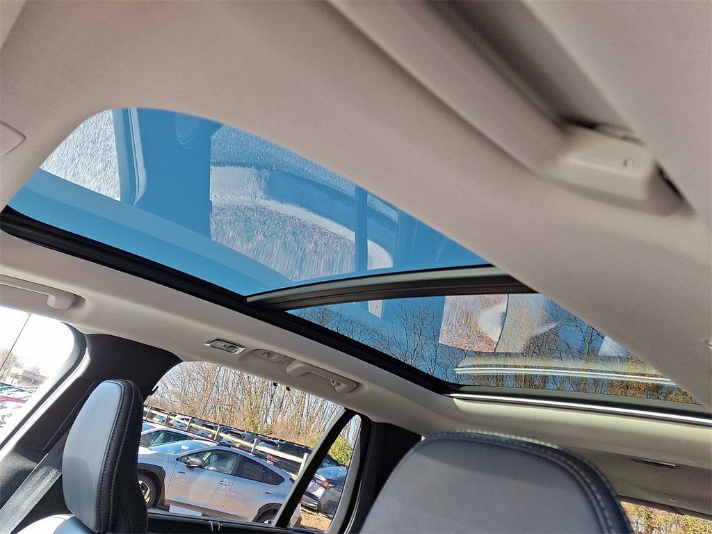 used 2022 Volvo XC90 car, priced at $36,500