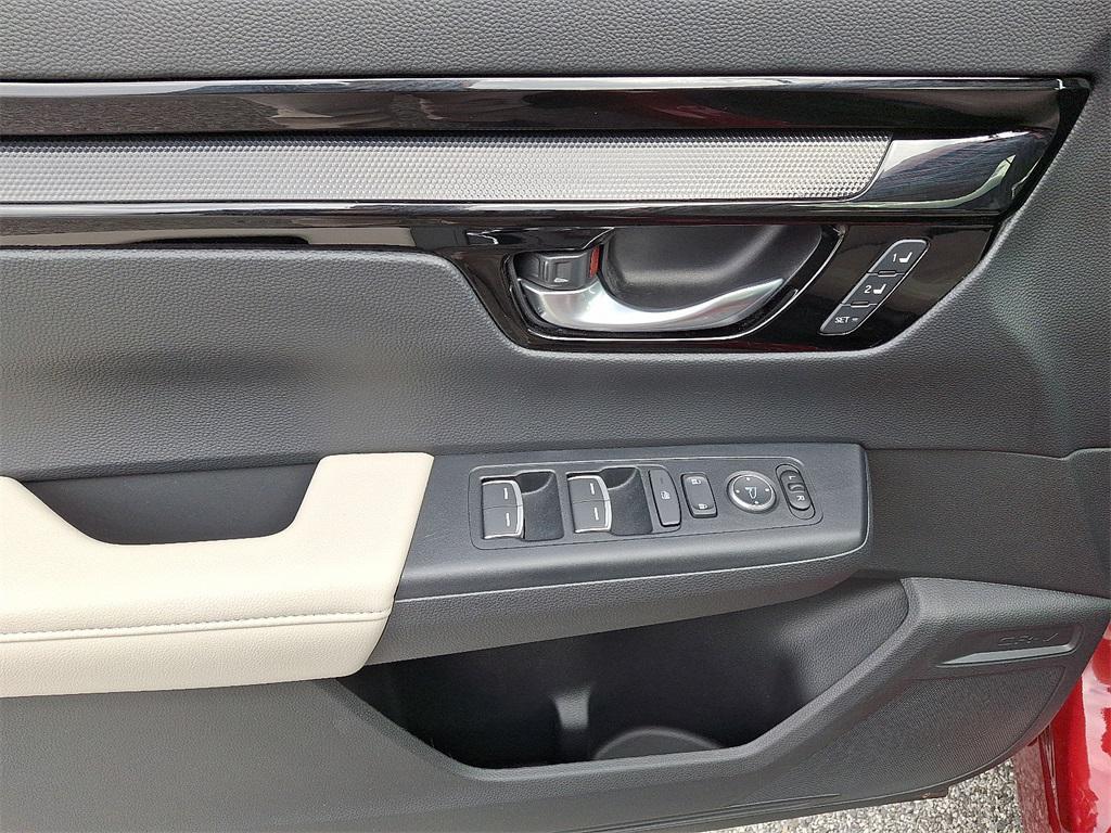 used 2024 Honda CR-V car, priced at $30,750