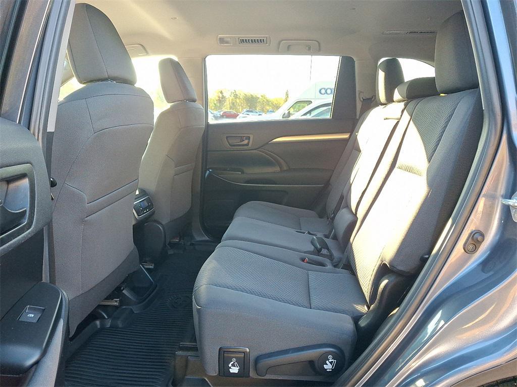 used 2019 Toyota Highlander car, priced at $22,750