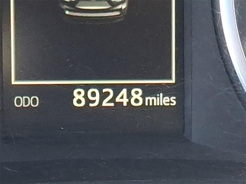 used 2019 Toyota Highlander car, priced at $22,750