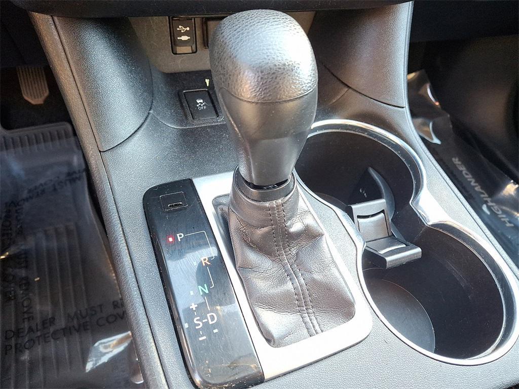 used 2019 Toyota Highlander car, priced at $22,750
