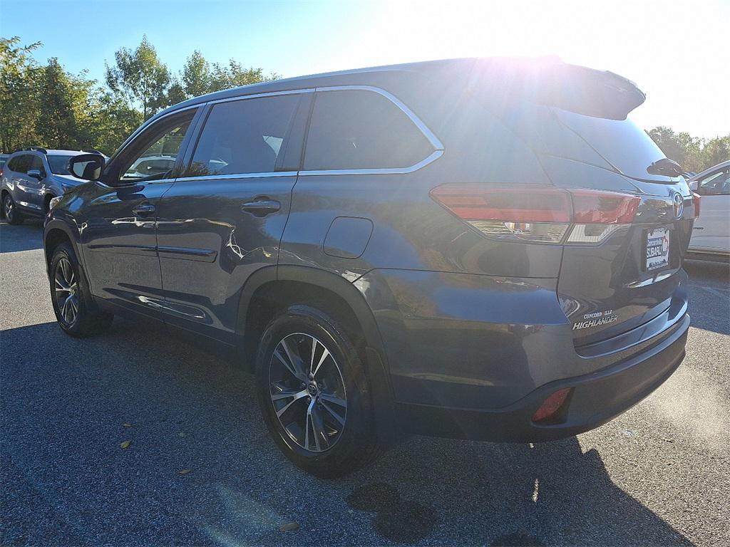 used 2019 Toyota Highlander car, priced at $22,750
