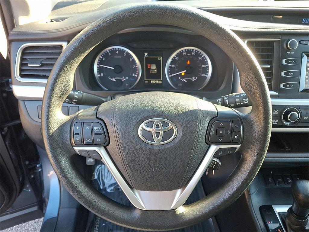 used 2019 Toyota Highlander car, priced at $22,750