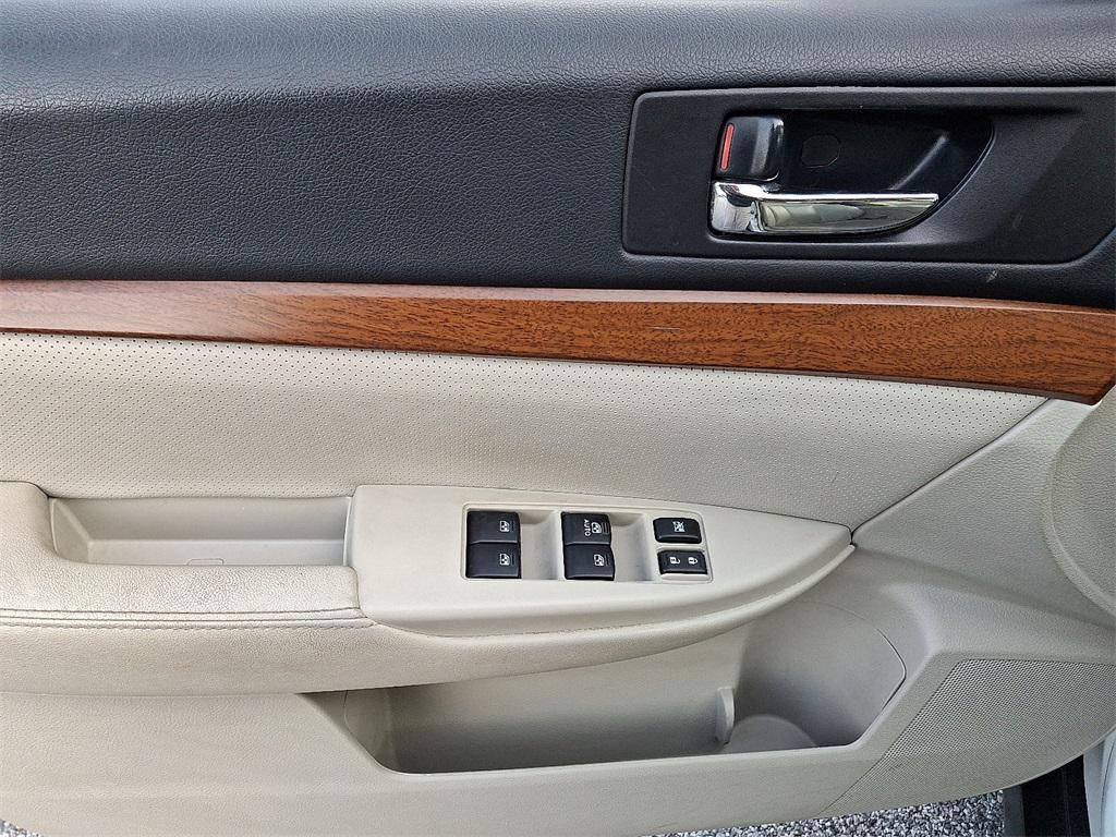 used 2013 Subaru Outback car, priced at $9,500