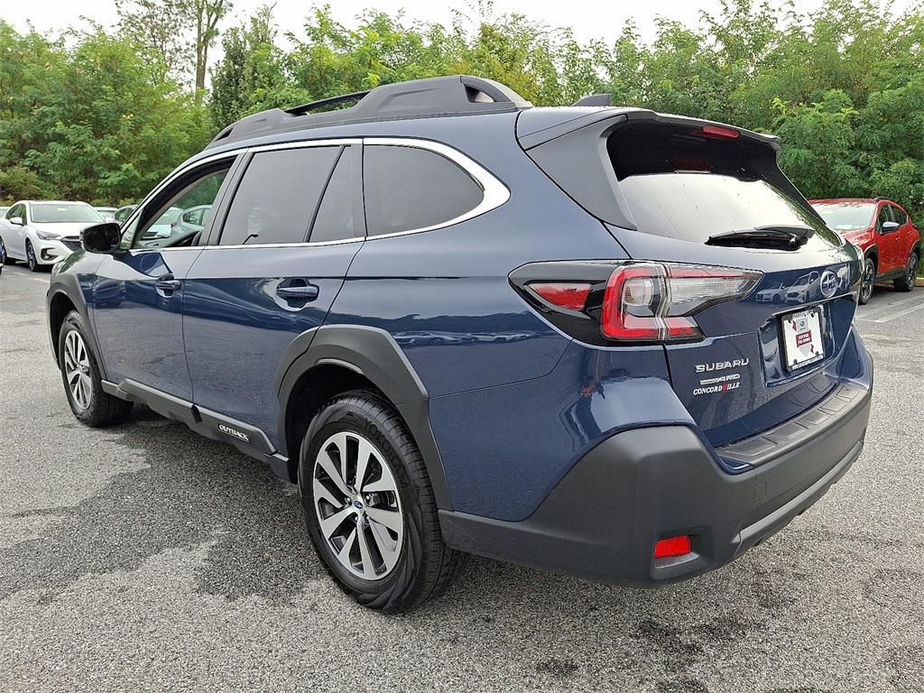 used 2025 Subaru Outback car, priced at $30,500