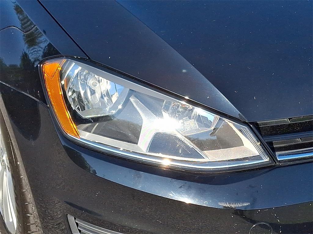 used 2017 Volkswagen Golf SportWagen car, priced at $15,000