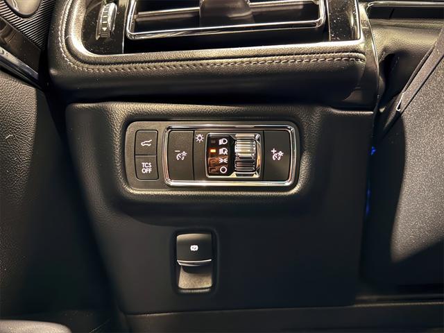 used 2022 Lincoln Nautilus car, priced at $39,758