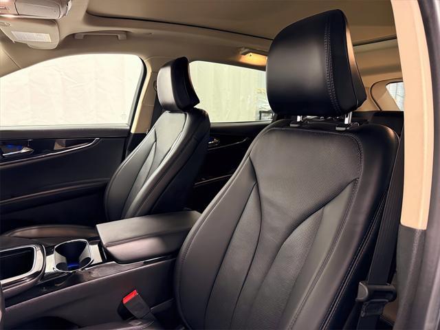 used 2022 Lincoln Nautilus car, priced at $38,332