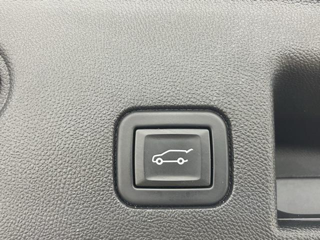 used 2022 Chevrolet Equinox car, priced at $23,288