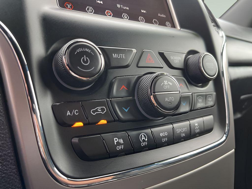 used 2021 Jeep Grand Cherokee car, priced at $24,554