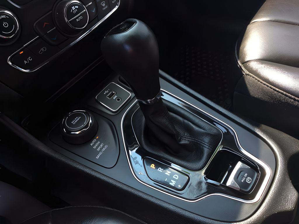 used 2019 Jeep Cherokee car, priced at $15,351