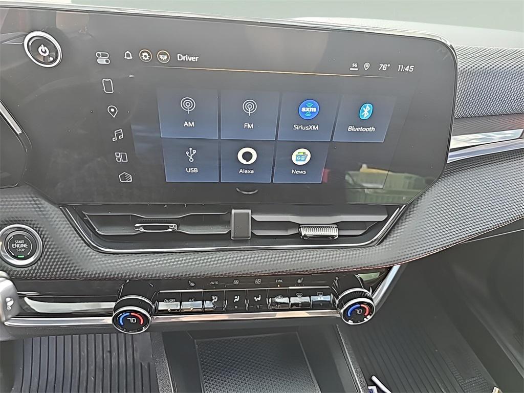used 2025 Chevrolet Equinox car, priced at $33,706