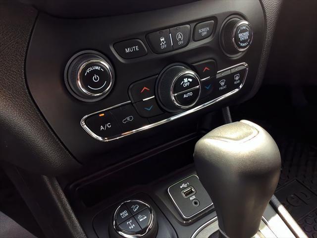 used 2021 Jeep Cherokee car, priced at $25,248
