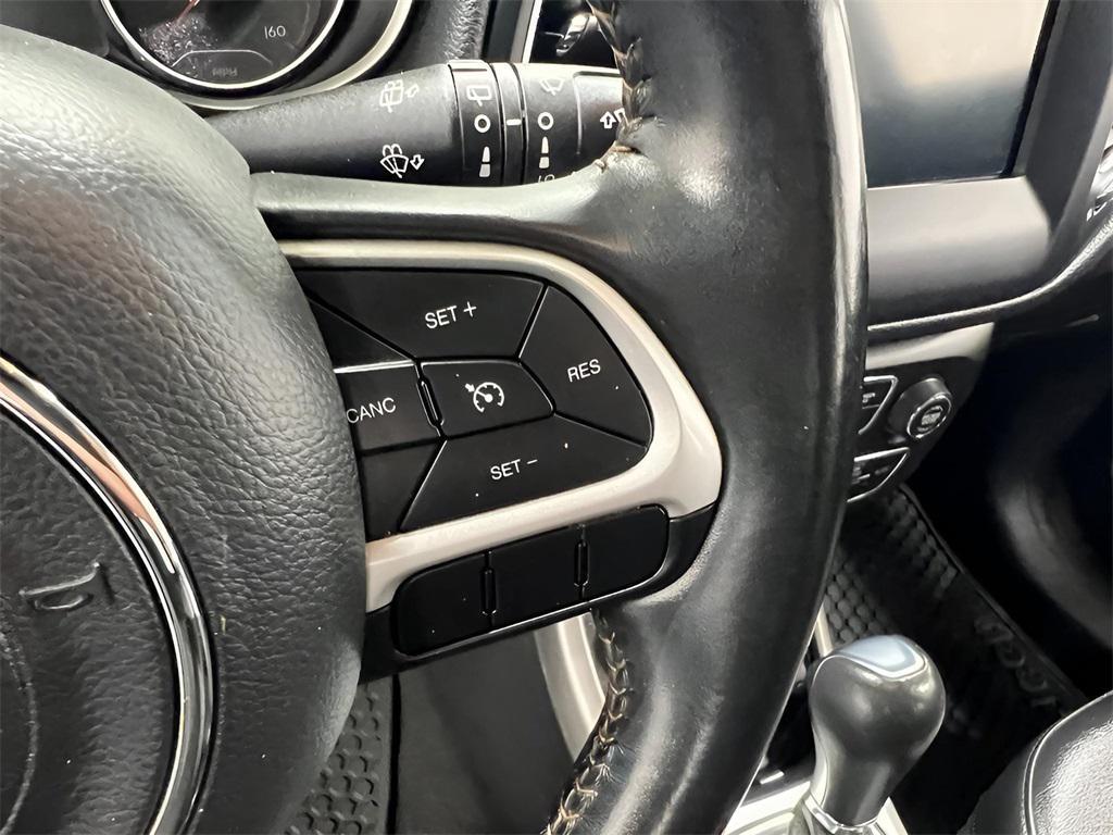 used 2021 Jeep Compass car, priced at $12,821