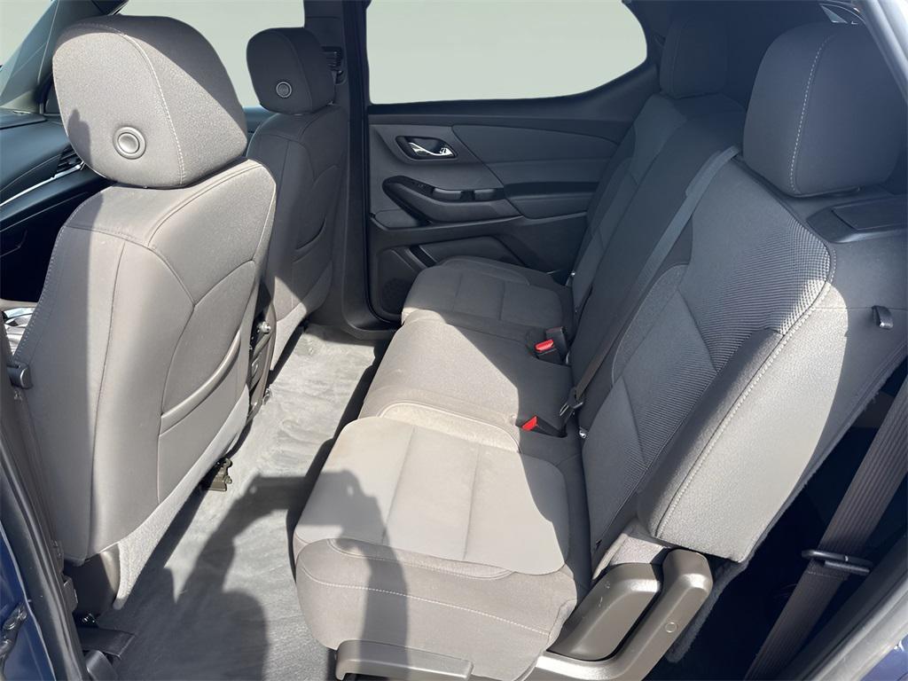used 2023 Chevrolet Traverse car, priced at $31,888
