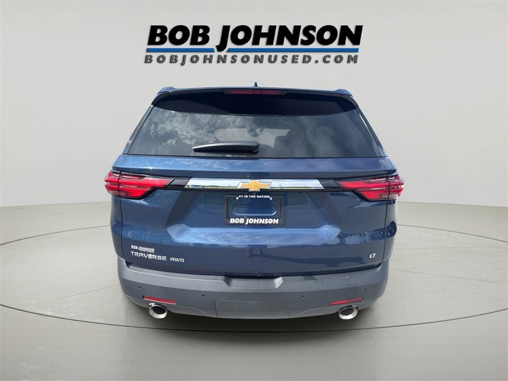 used 2023 Chevrolet Traverse car, priced at $31,888