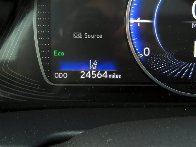 used 2022 Lexus ES 350 car, priced at $35,366