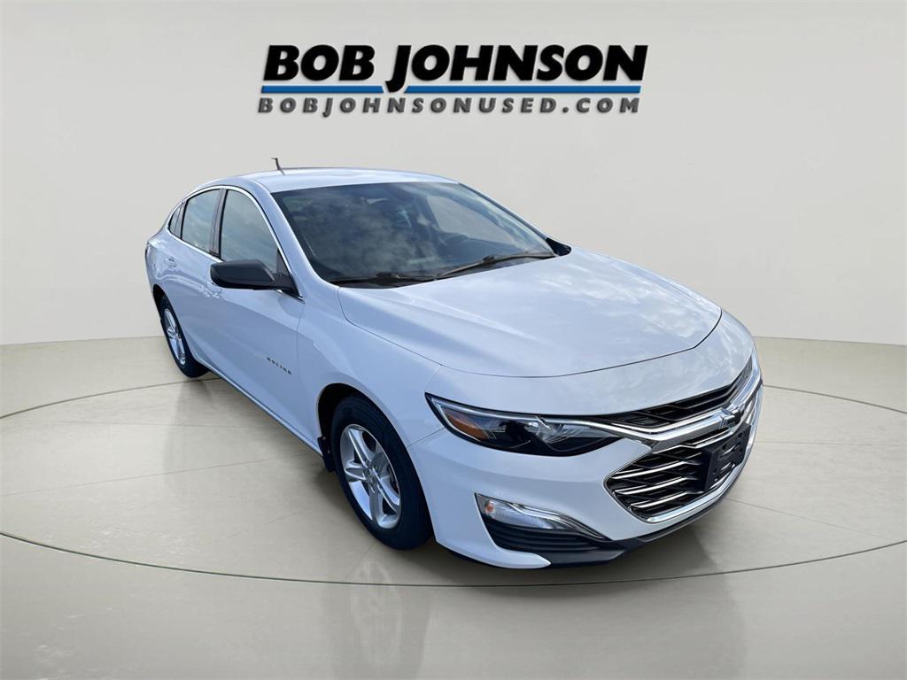 used 2022 Chevrolet Malibu car, priced at $17,494