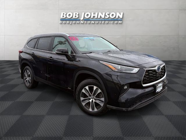 used 2023 Toyota Highlander Hybrid car, priced at $37,644